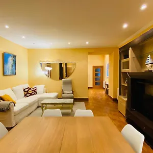 https://casa-naranja-centrally-located-spacious-unique.sansebastianhotels.net